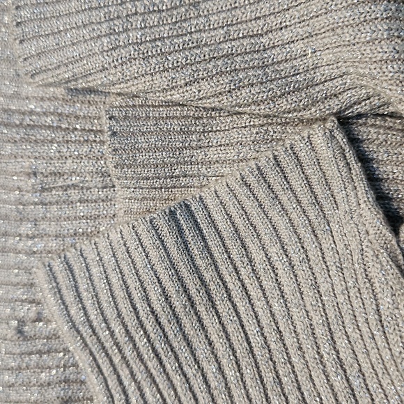 Vintage Silver Beaded Belldini Silk Sweater - Size Medium - Picture 12 of 13